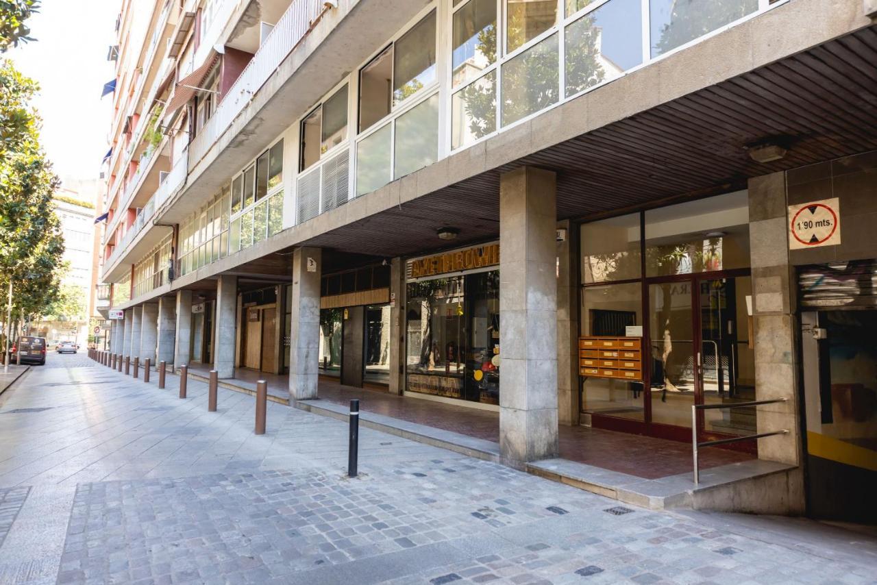 Bravissimo Eiximenis, With Beautiful Terrace And Views Apartman Girona Kültér fotó
