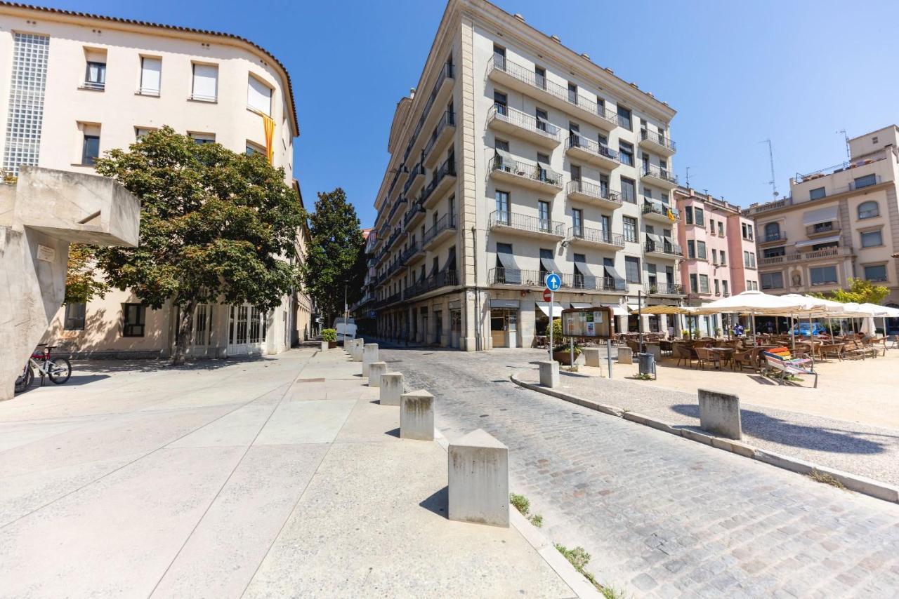 Bravissimo Eiximenis, With Beautiful Terrace And Views Apartman Girona Kültér fotó